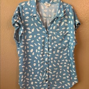 Umgee Blue Notched Collar Short Sleeve Button Down